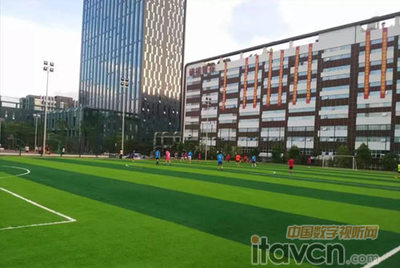 帥映科技新工廠在12月達(dá)到產(chǎn)量高峰_投影機(jī)-中國數(shù)字視聽網(wǎng)